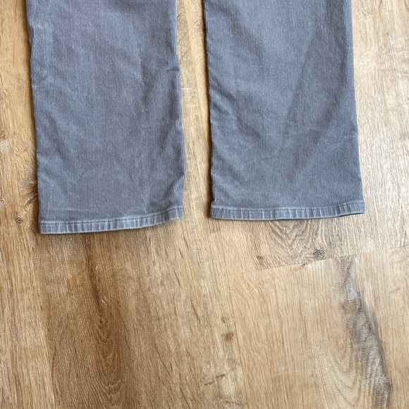 Lands End Straight Leg Mid Rise Gray Corduroys Size 8 - Picture 9 of 11
